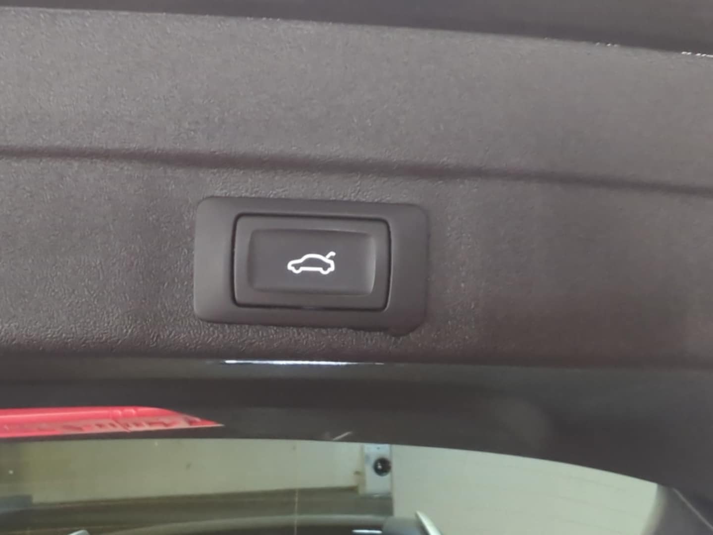 Bild über Audi A5 Avant TDI 150 kW S tronic - für weitere Informationen kontaktieren Sie den Audi Partner