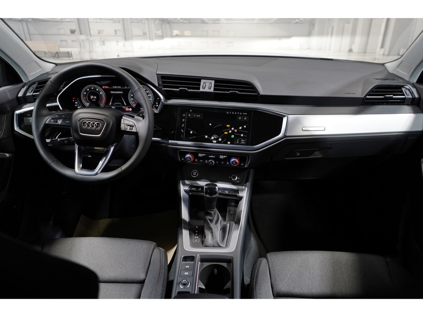 Bild über Audi Q3 TFSI 110 kW S tronic - für weitere Informationen kontaktieren Sie den Audi Partner