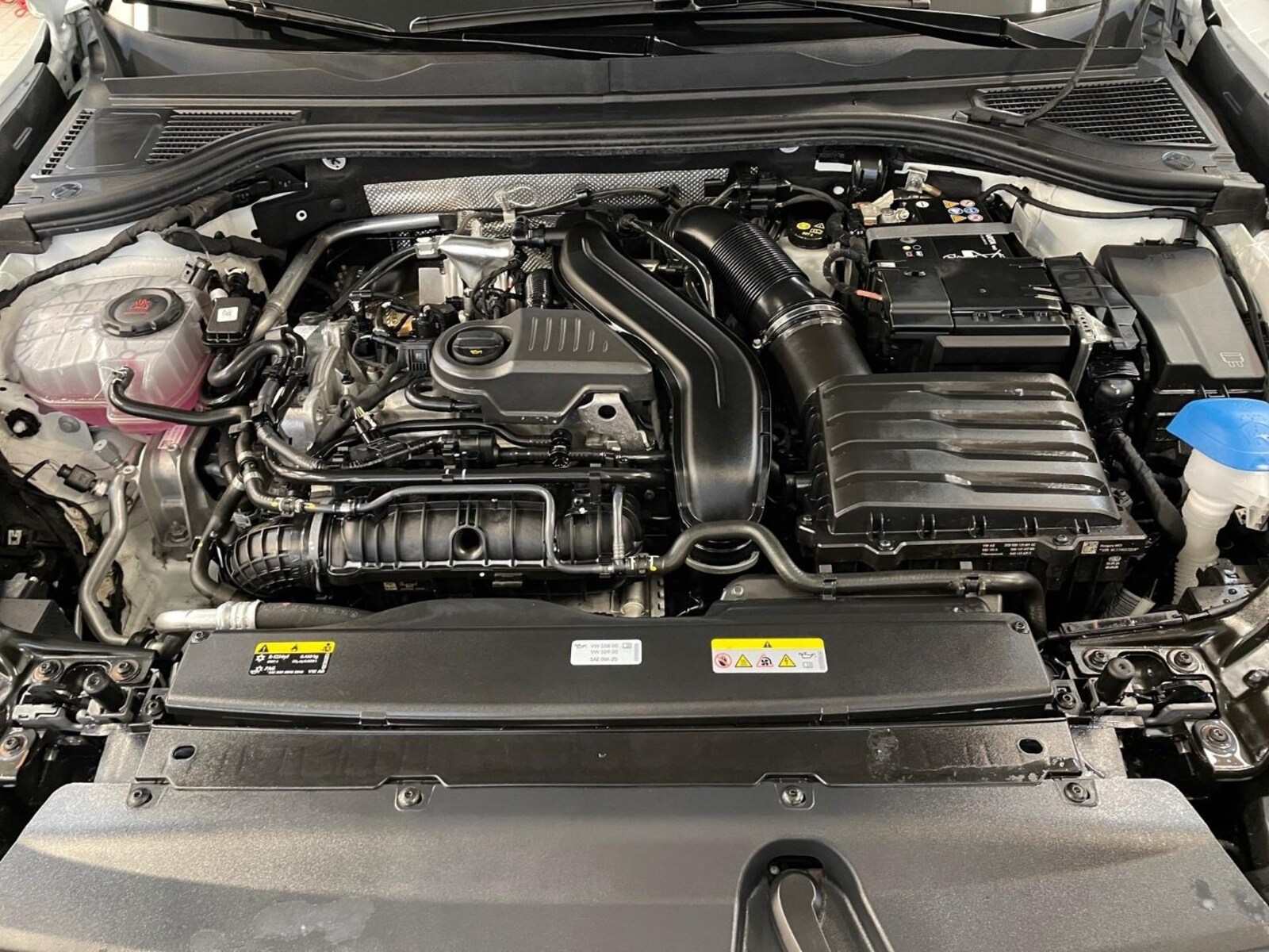 Volkswagen Passat – Bild 7