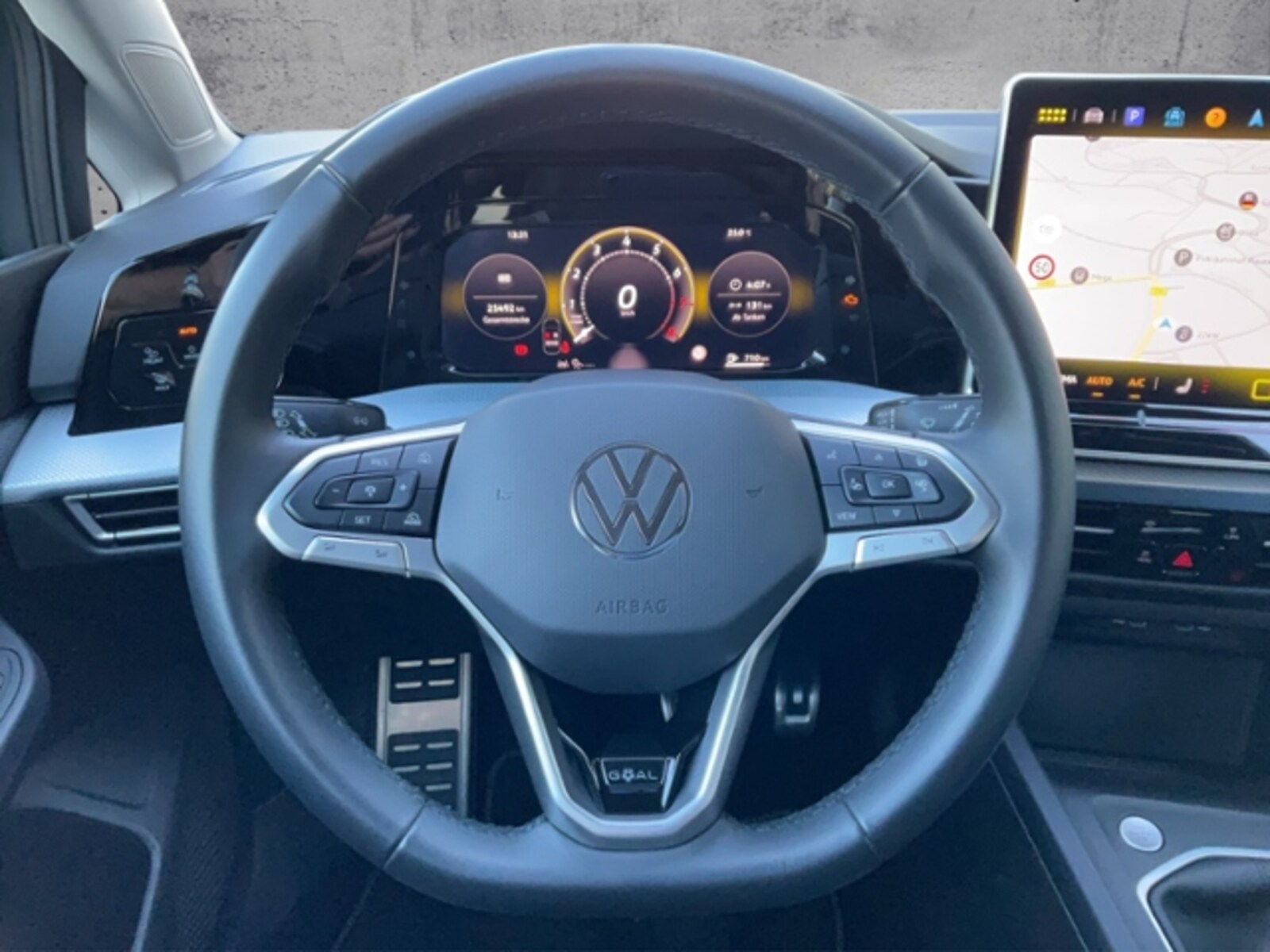 Volkswagen Golf Variant – Bild 6