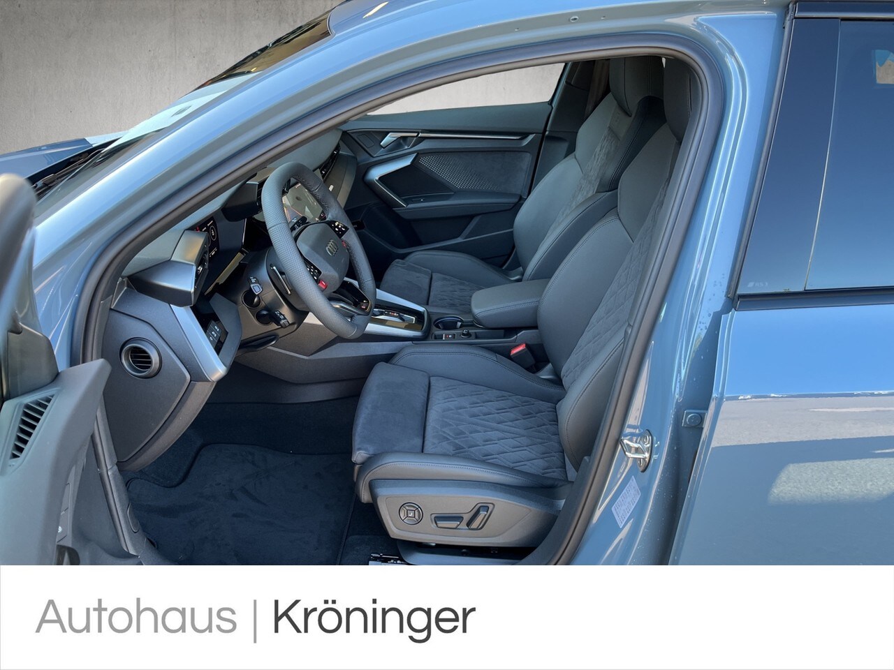 Image about Audi RS 3 Limousine TFSI quattro S tronic