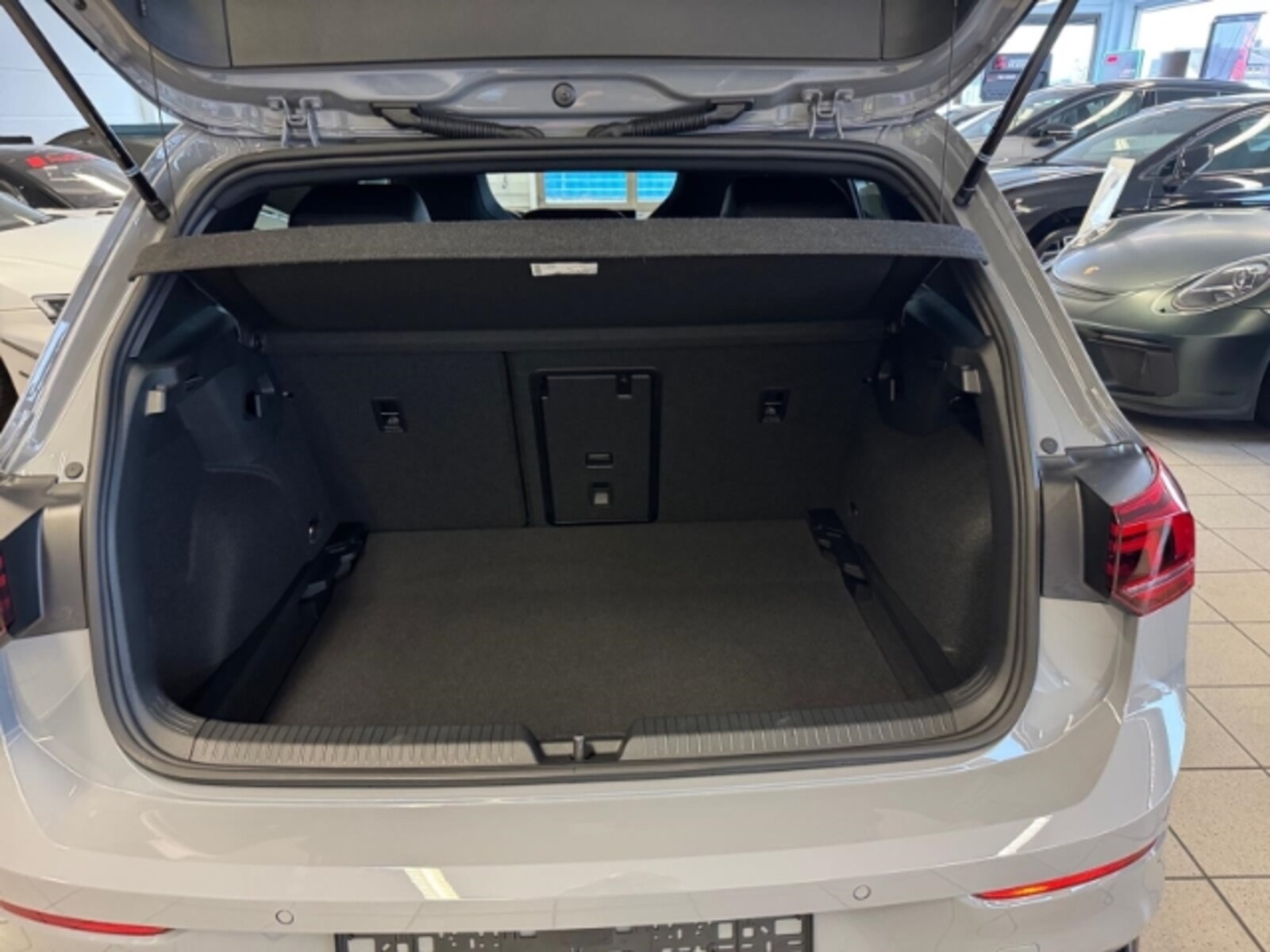 Volkswagen Golf – Bild 12