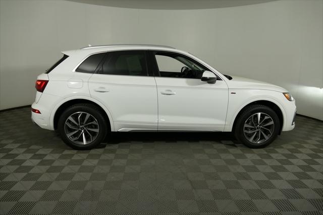 Used 2022 Audi Q5 Premium with VIN WA1GAAFY0N2092943 for sale in Nashua, NH