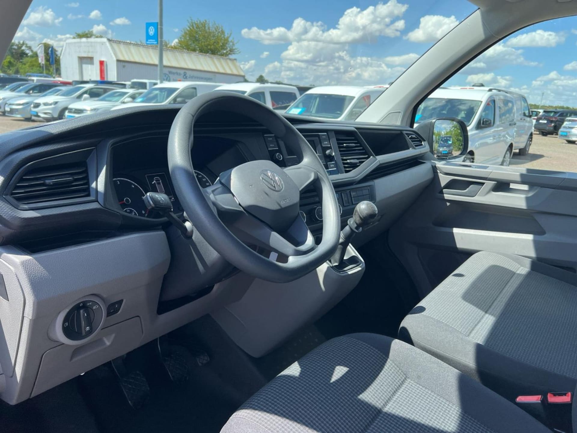 Volkswagen T6.1 Transporter Kasten kurzer Radstand