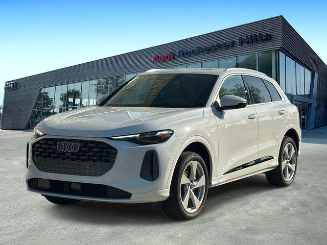 2026 Audi Q5 Premium Plus quattro's photo