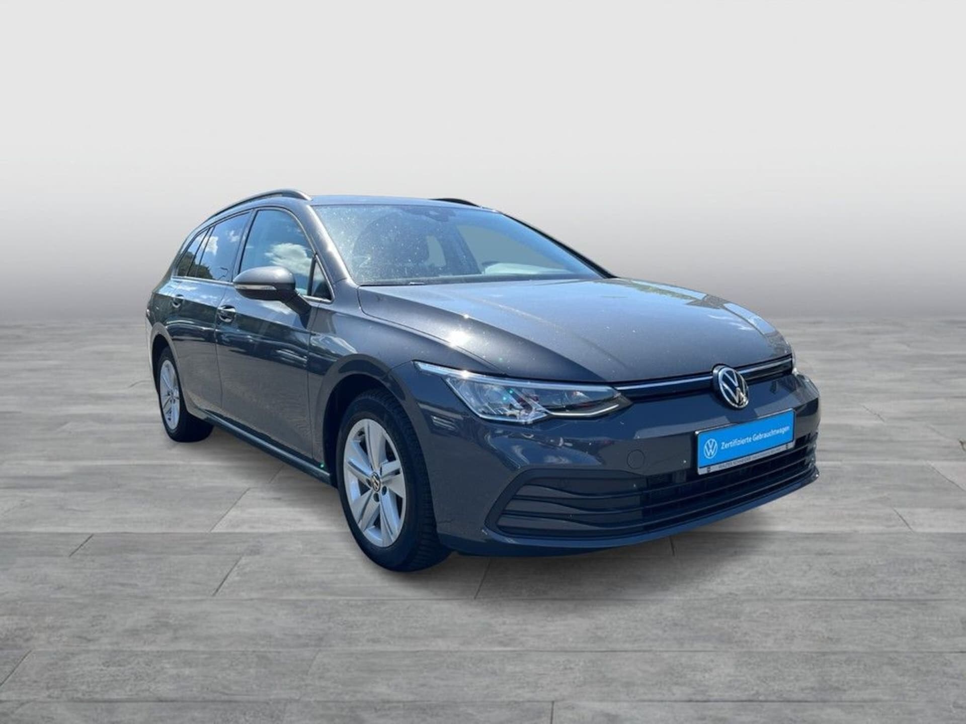 Volkswagen Golf Variant Life