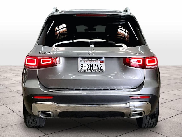 2023 Mercedes-Benz GLB 250