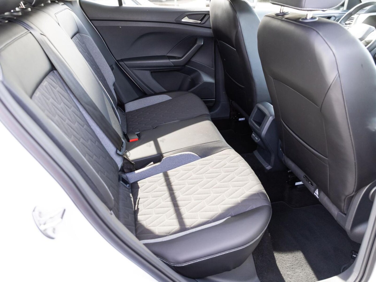 Volkswagen T-Cross – Bild 23