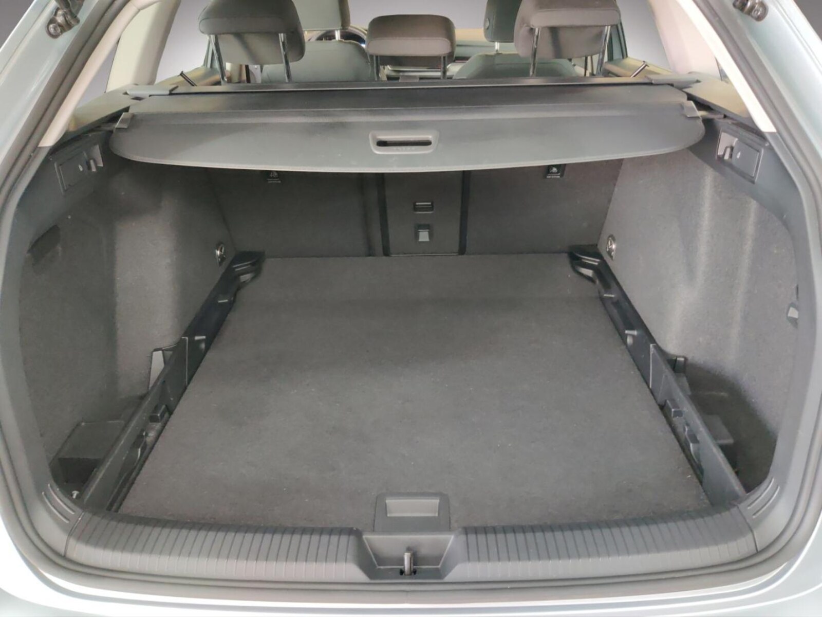 Volkswagen Golf Variant – Bild 14