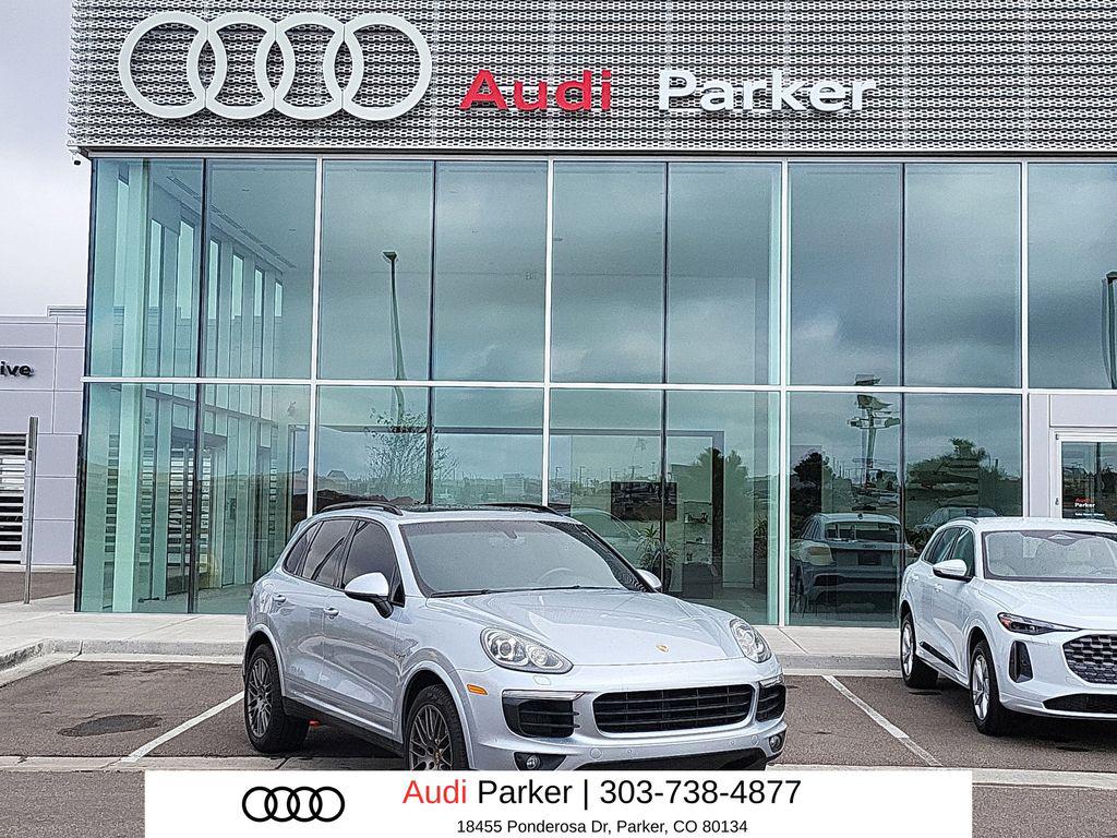 2018 Porsche Cayenne S E-Hybrid Platinum Edition's photo