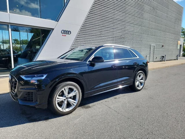 Photo of 2022 Audi Q8