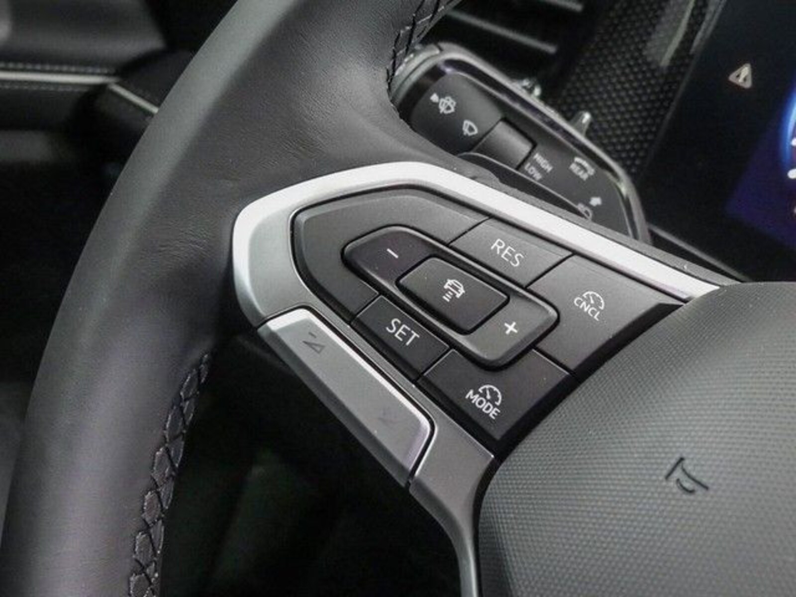 Volkswagen Passat – Bild 23