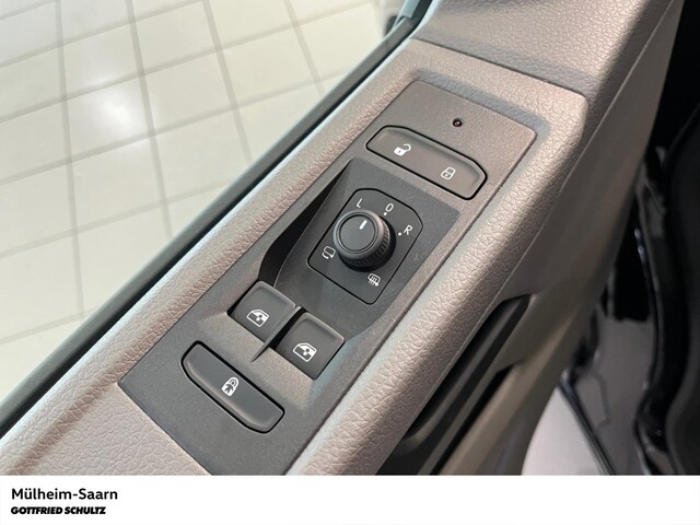 Volkswagen T6.1 Caravelle larger