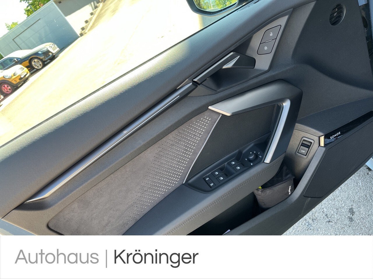 Image about Audi RS 3 Limousine TFSI quattro S tronic