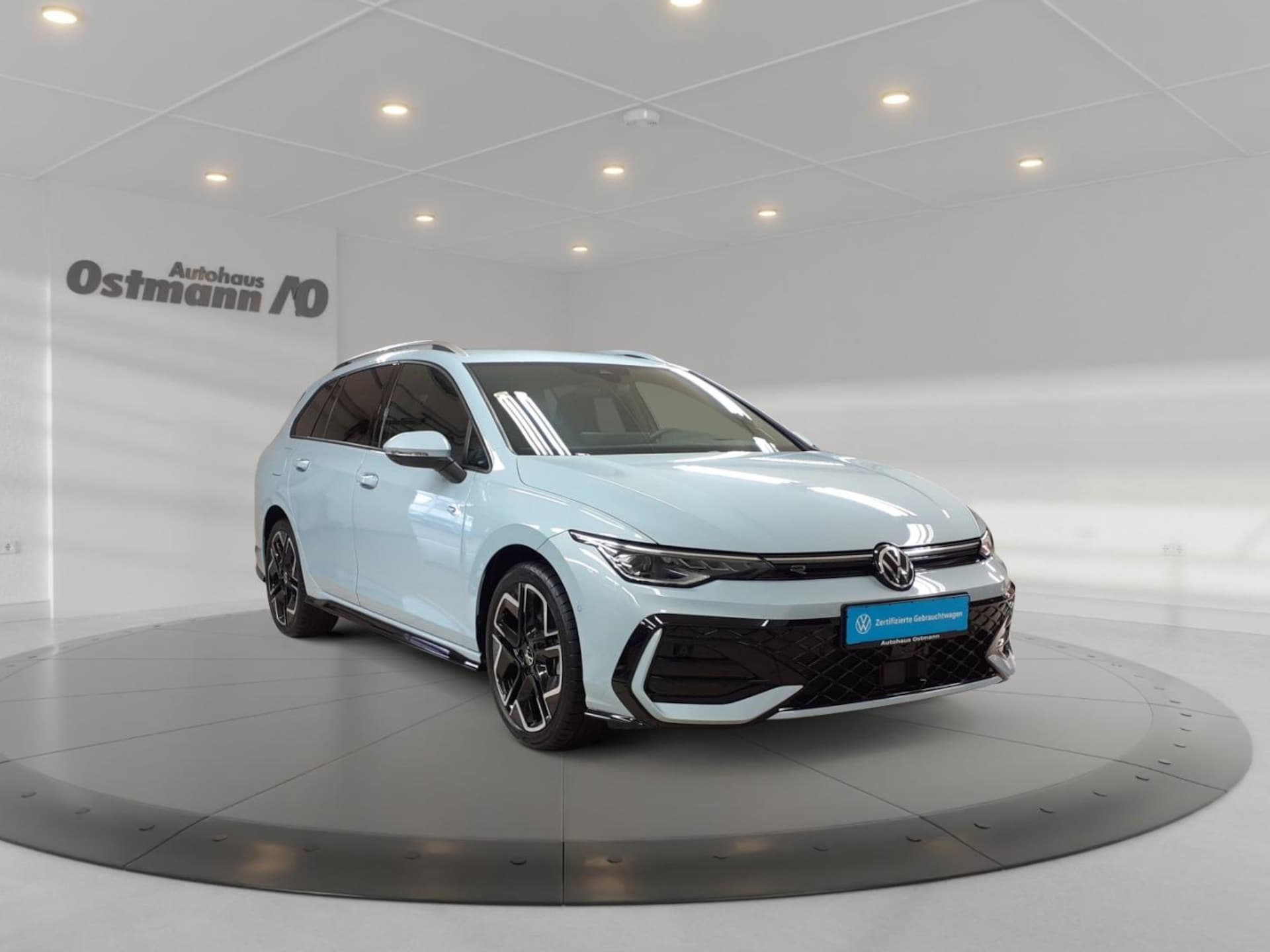 Volkswagen Golf Variant R-Line