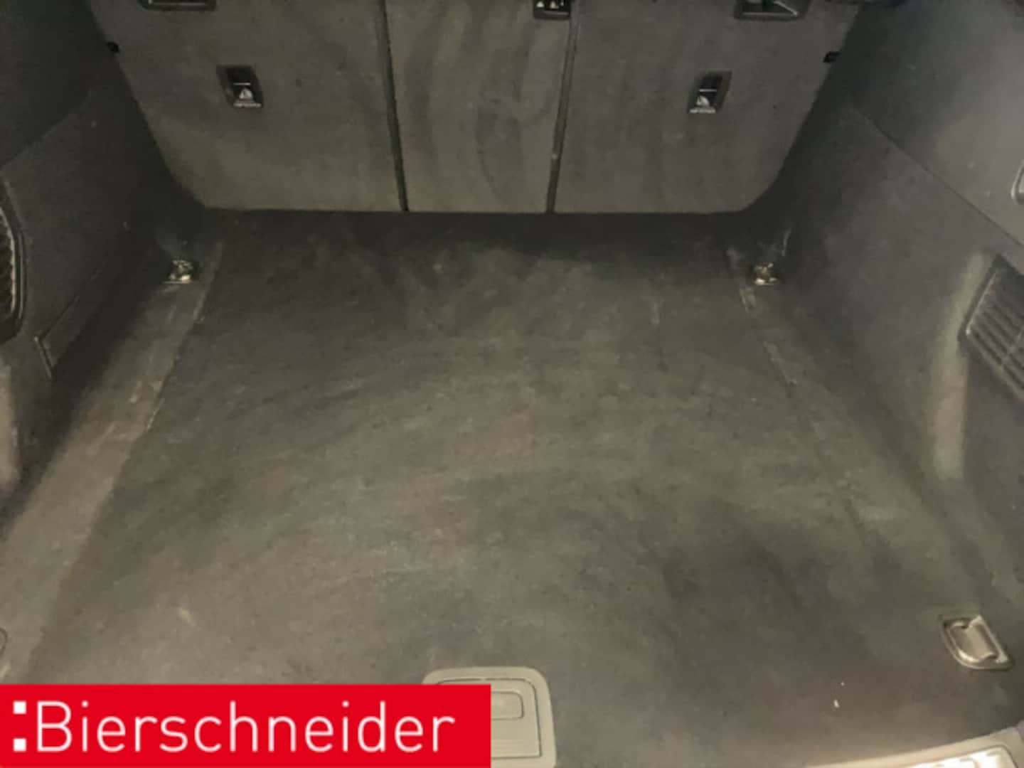 Bild über Audi A5 Avant TFSI quattro S tronic - für weitere Informationen kontaktieren Sie den Audi Partner