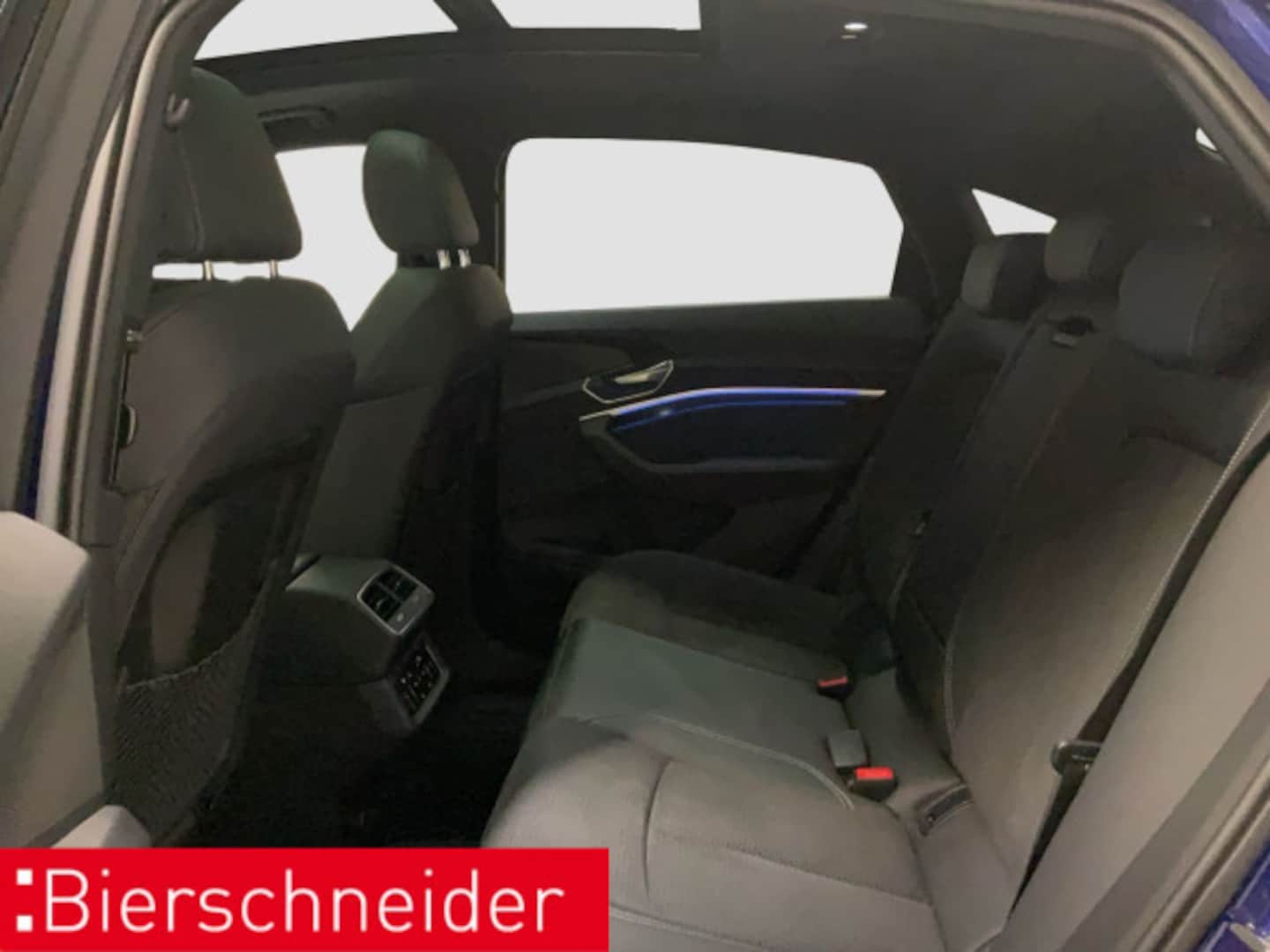 Bild über Audi SQ8 Sportback e-tron e-tron quattro - für weitere Informationen kontaktieren Sie den Audi Partner