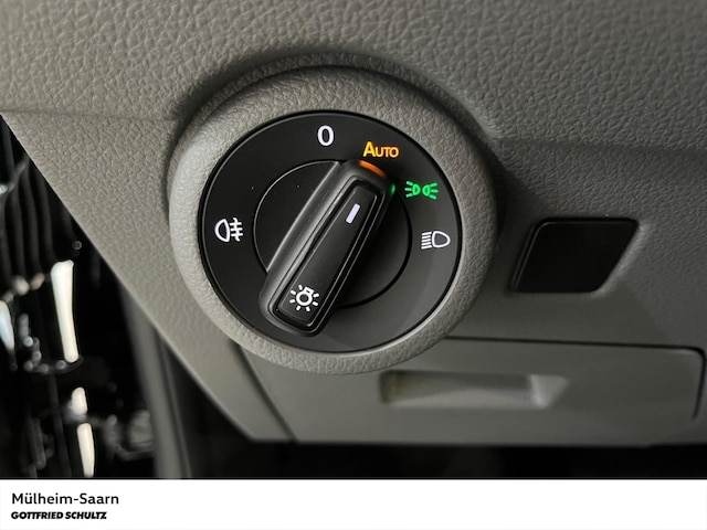 Volkswagen T6.1 Caravelle larger
