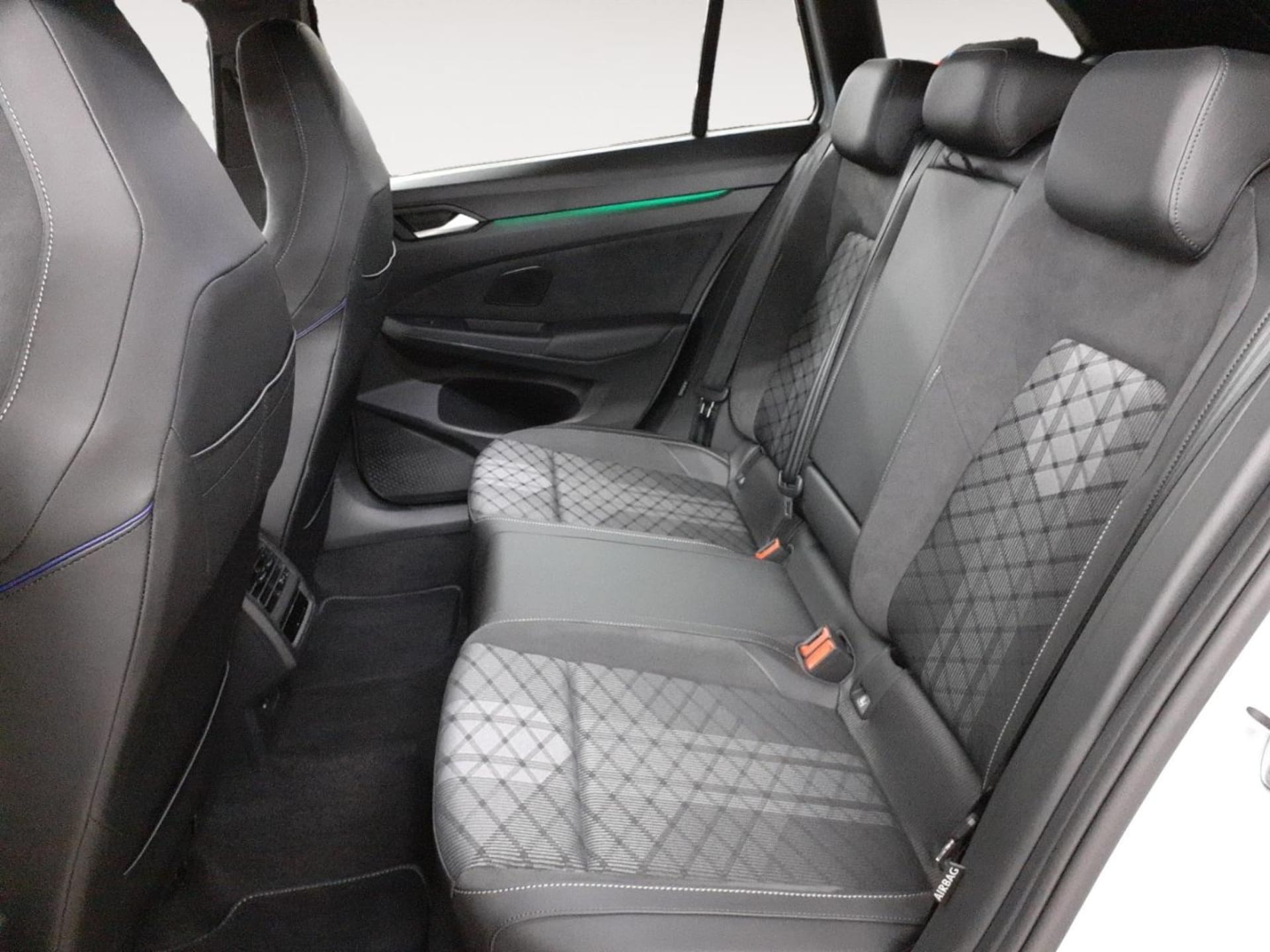 Volkswagen Golf Variant R-Line