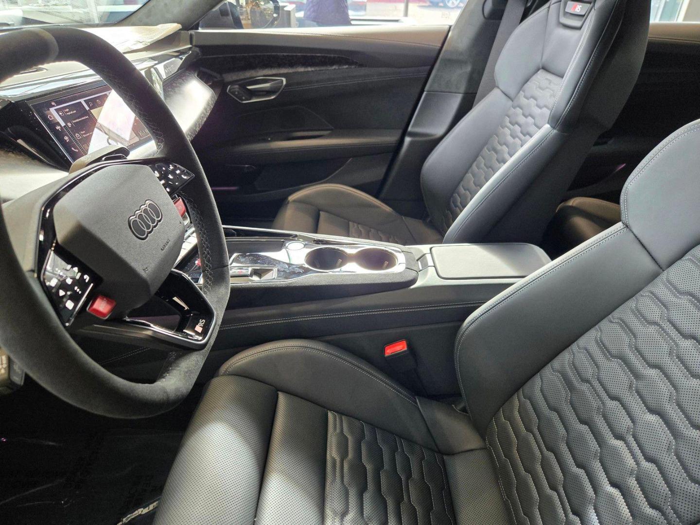 2026 Audi RS e-tron GT Performance Base - Photo 25