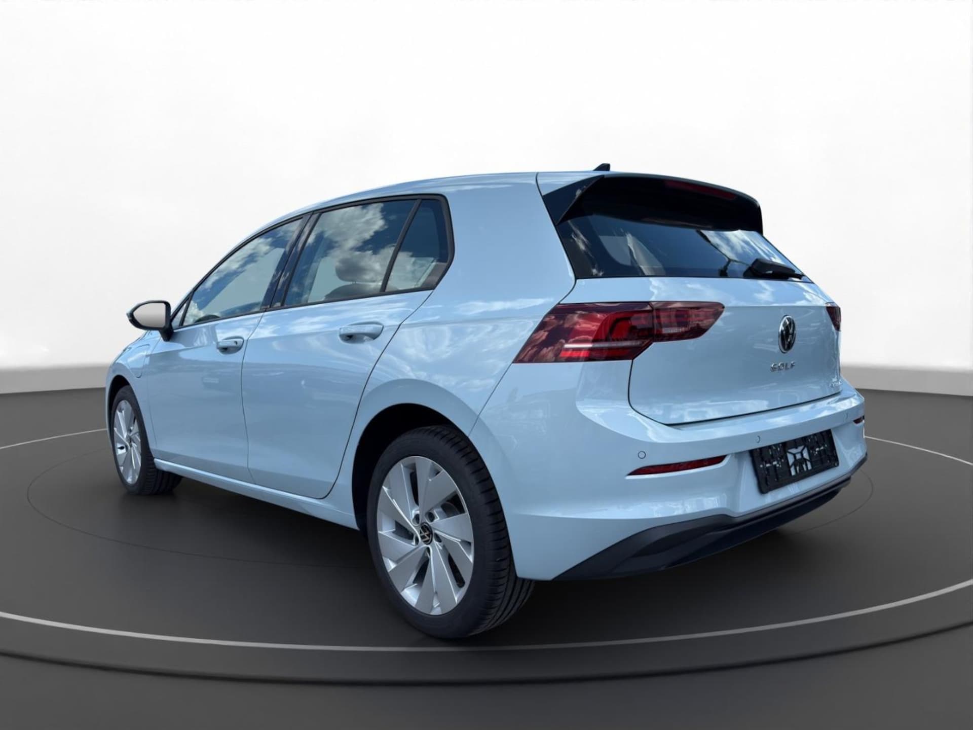 Volkswagen Golf Life