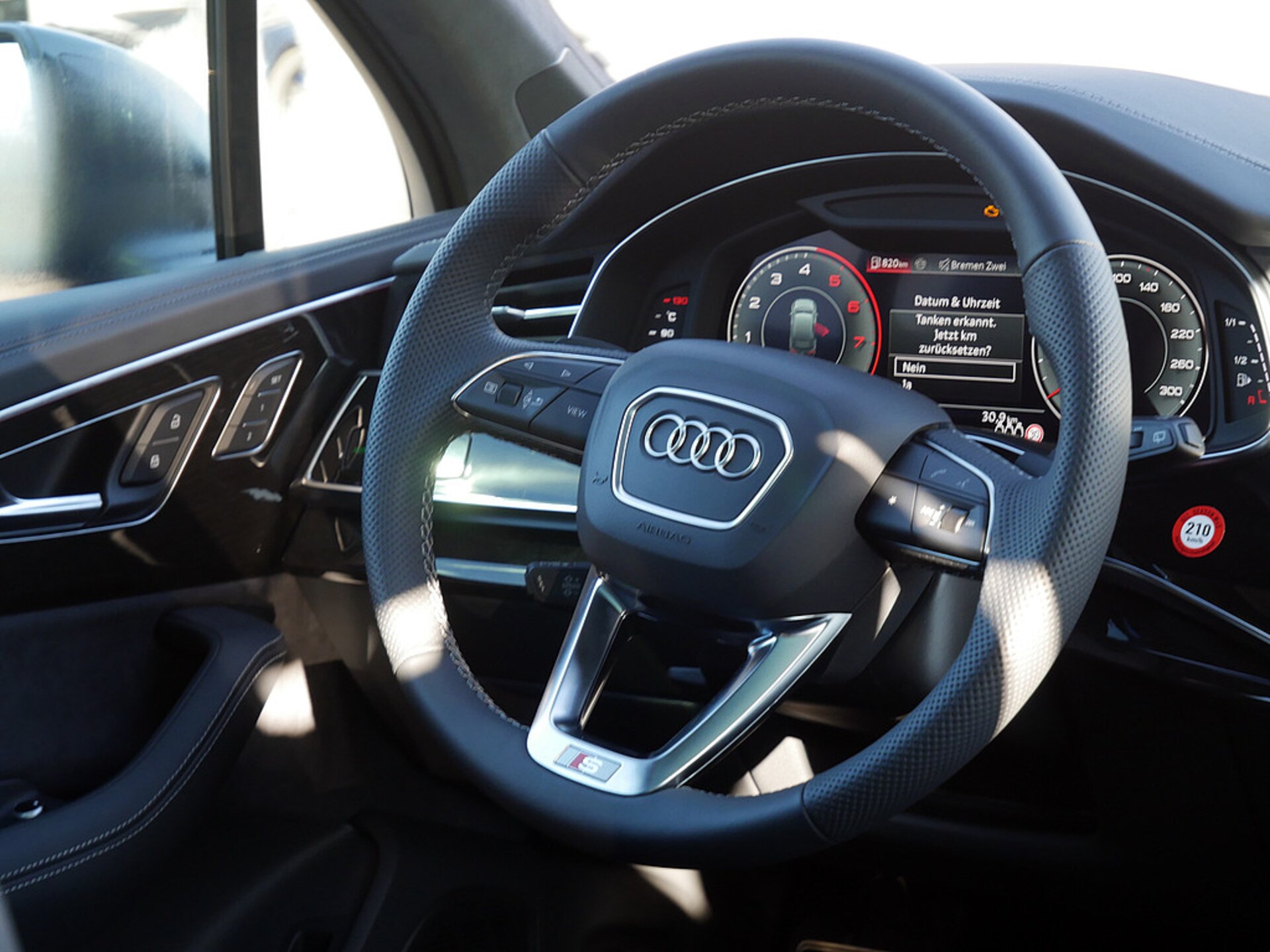 Audi Q7 SUV S line