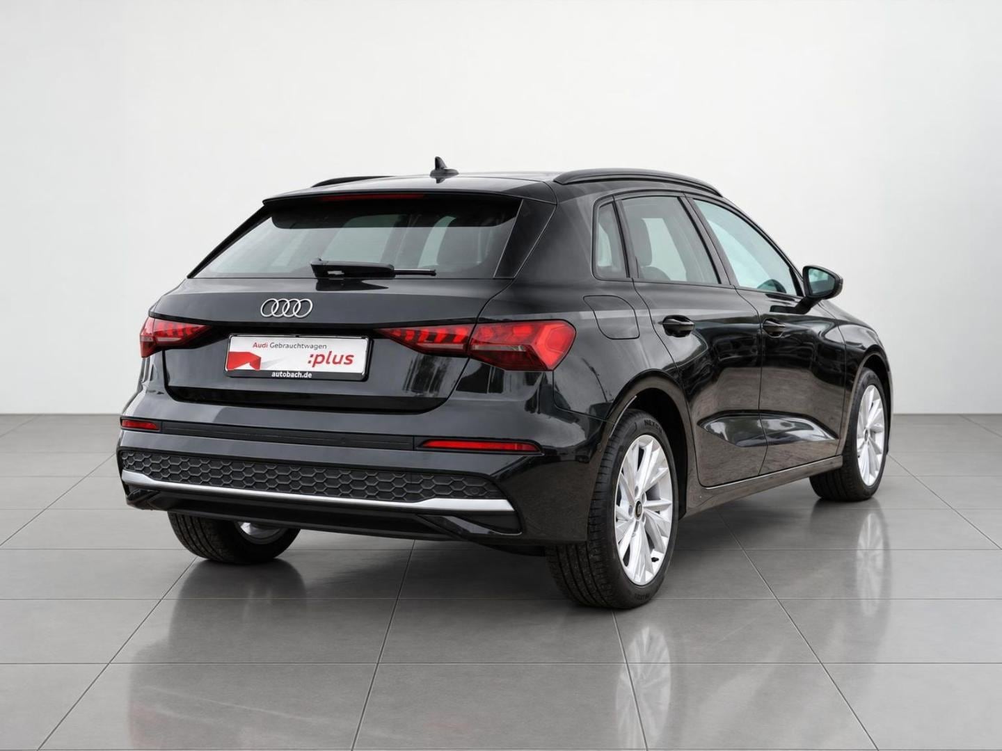 Bild über Audi A3 Sportback TFSI e advanced 40 TFSI e S tronic - für weitere Informationen kontaktieren Sie den Audi Partner
