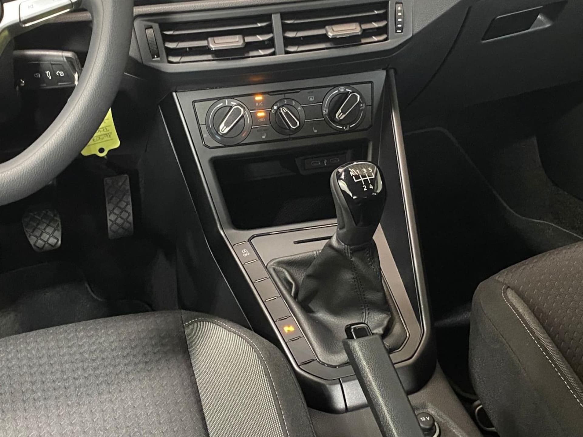 Volkswagen Polo Basis-Modell