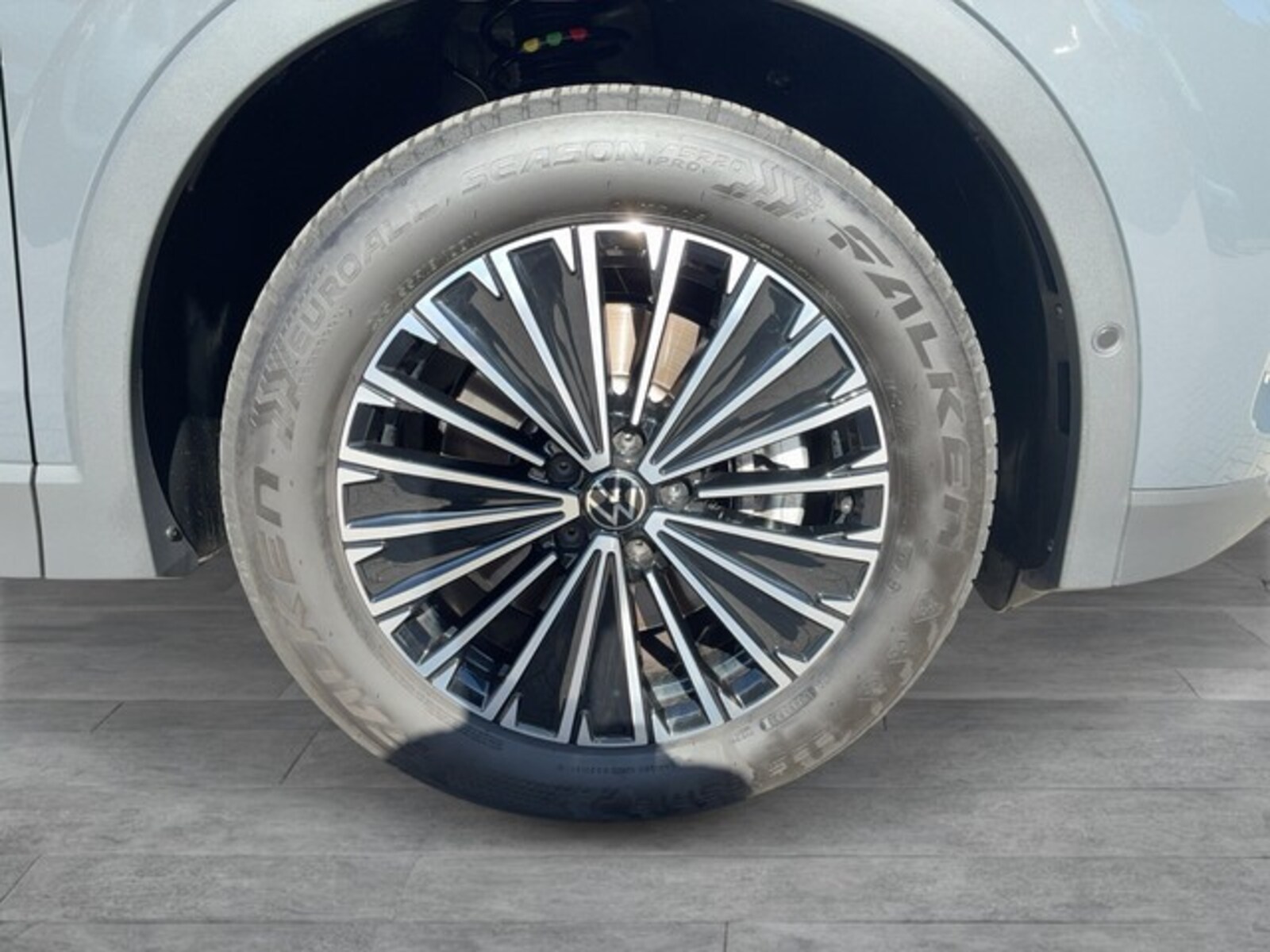 Volkswagen Tiguan – Bild 6