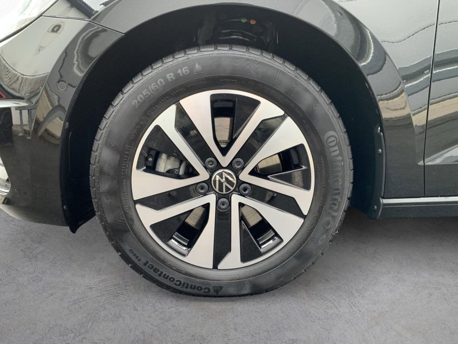 Volkswagen Touran – Bild 9