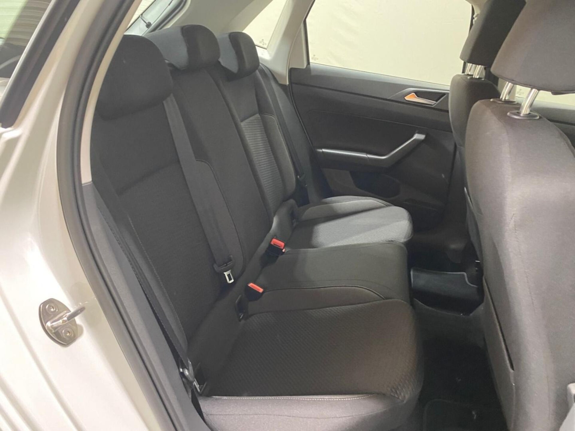 Volkswagen Polo Basis-Modell