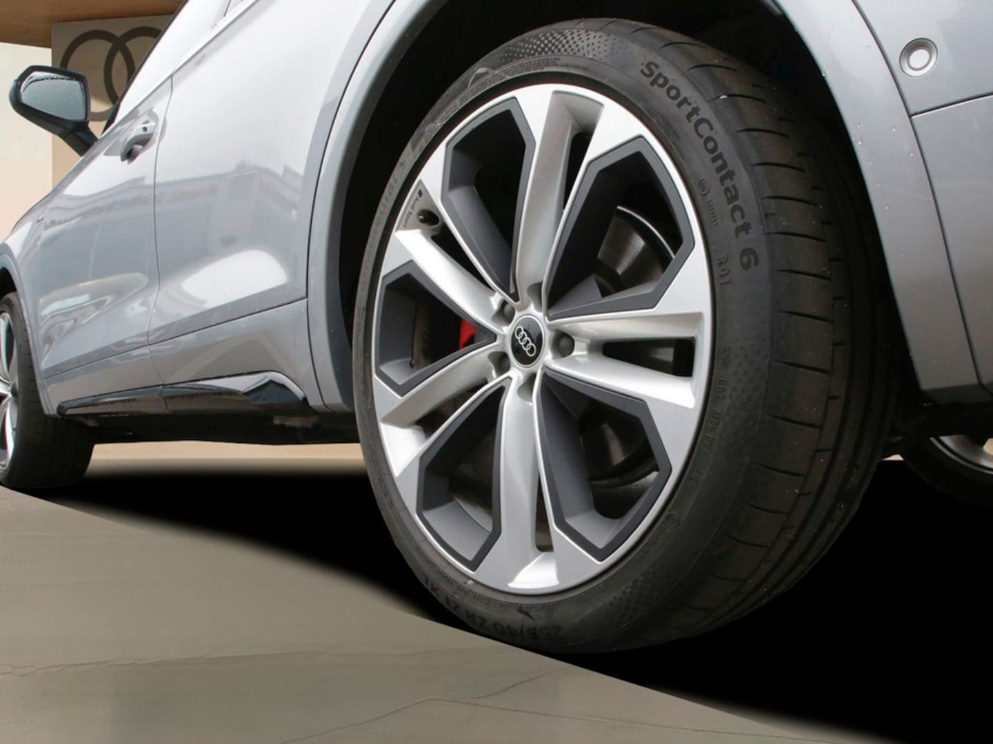 Bild über Audi Q5 Sportback TFSI e S line business 50 TFSI e quattro S tronic - für weitere Informationen kontaktieren Sie den Audi Partner