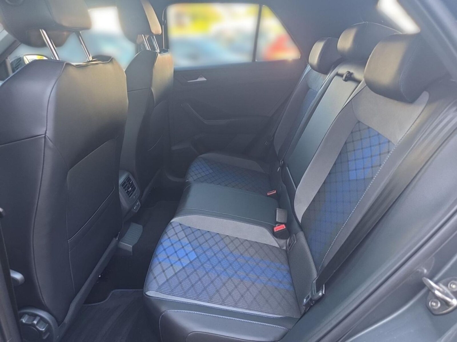 Volkswagen T-Roc – Bild 10
