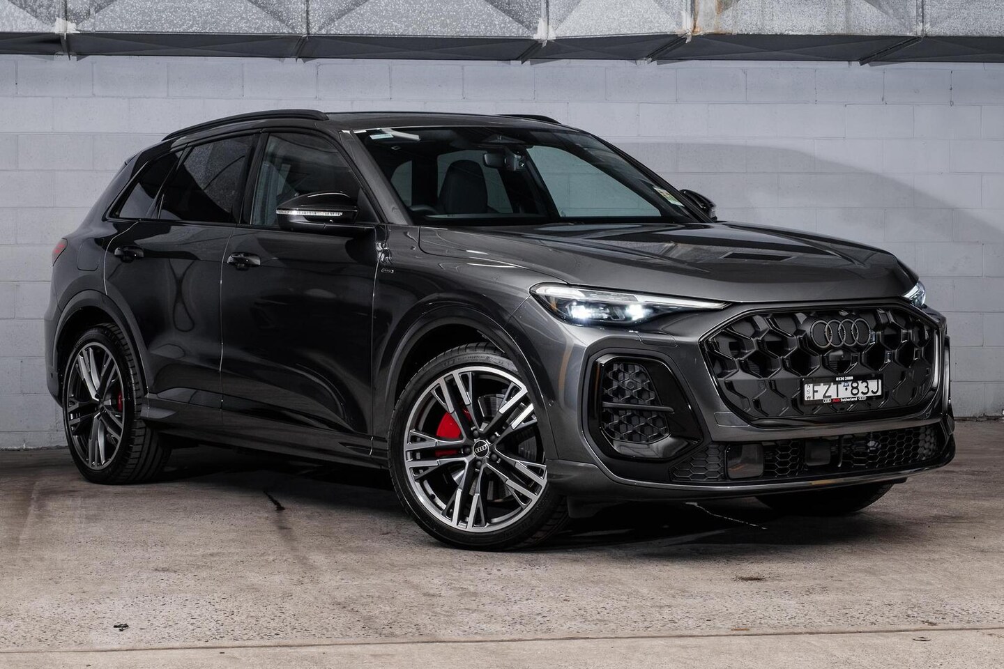 Image about Audi Q5 SUV e-hybrid quattro S tronic