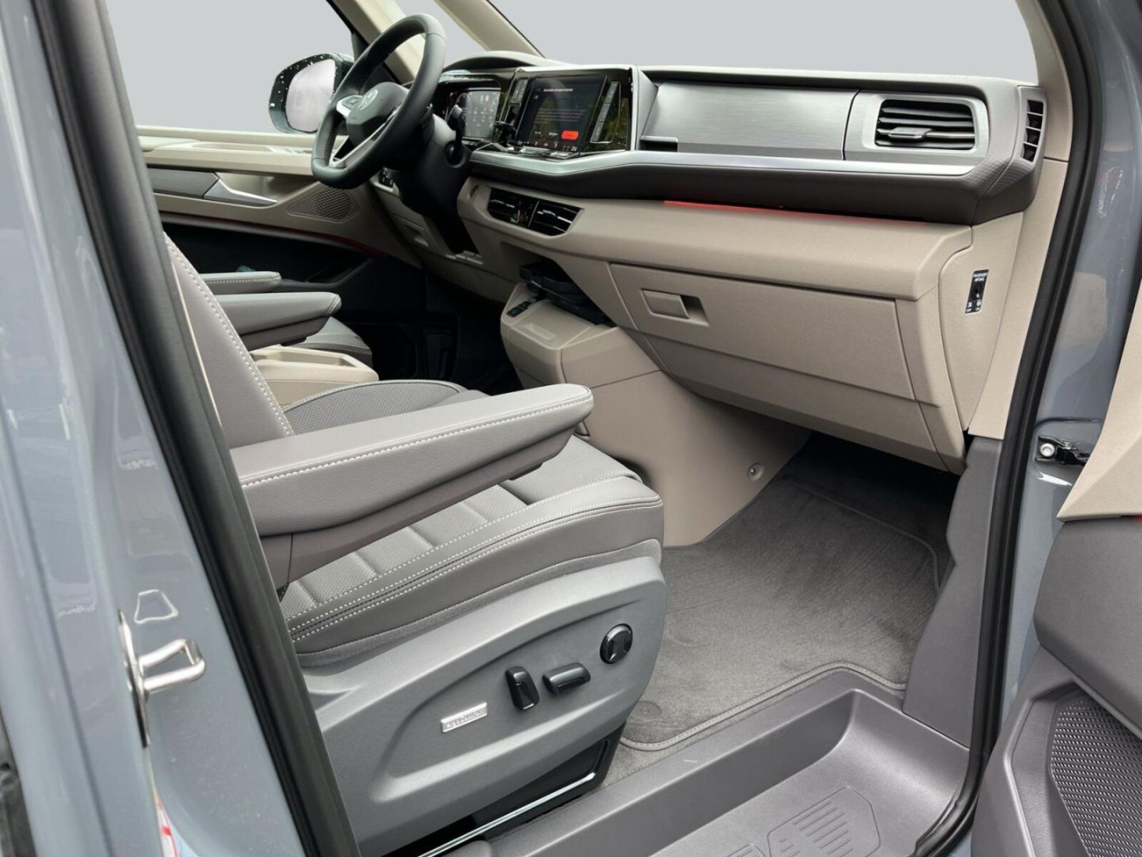 Volkswagen Multivan Langversion – Bild 12