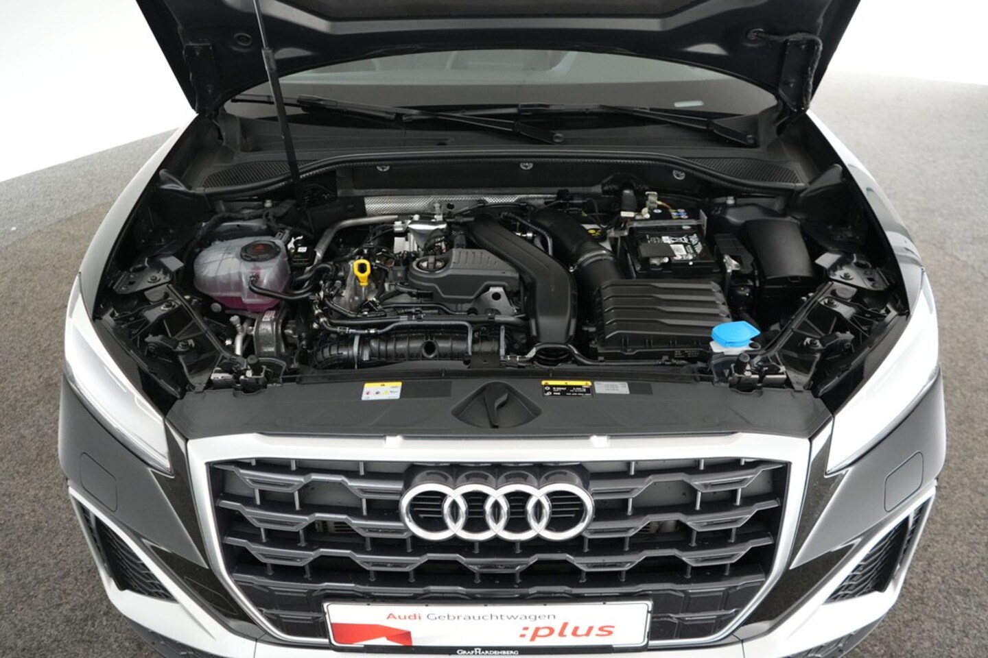 Bild über Audi Q2 S line 35 TFSI S tronic - für weitere Informationen kontaktieren Sie den Audi Partner
