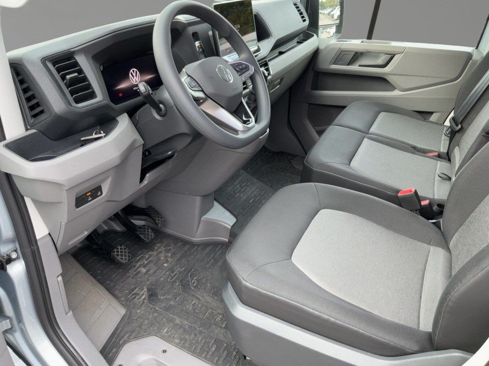 Volkswagen Crafter Kasten mittlerer Radstand – Bild 7