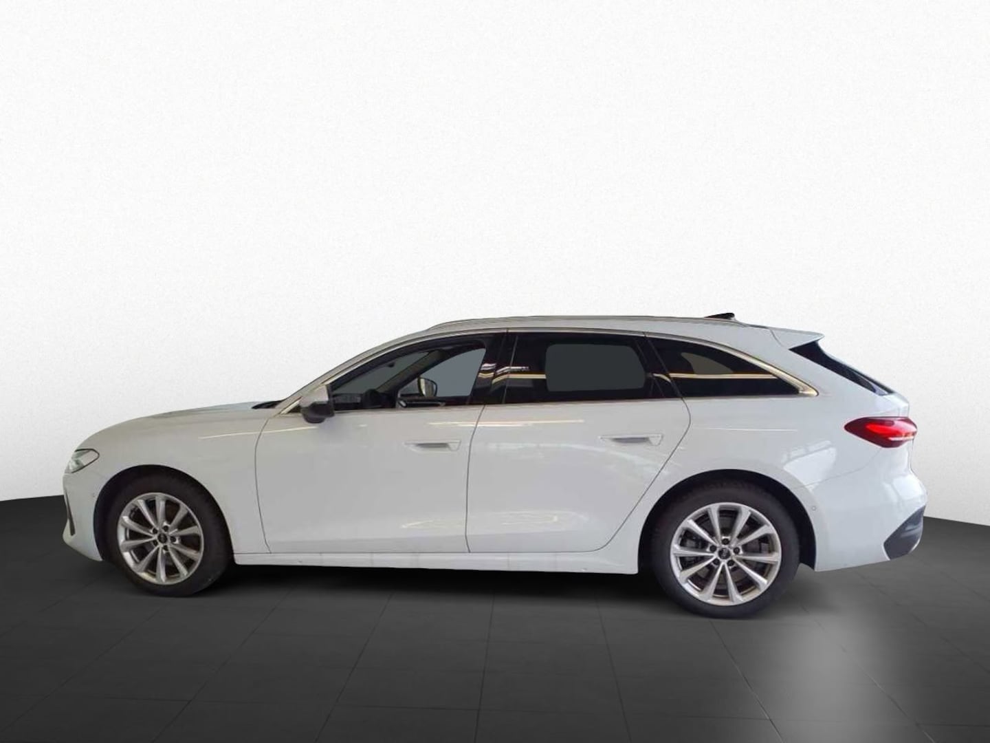 Bild über Audi A5 Avant TDI quattro 150 kW S tronic - für weitere Informationen kontaktieren Sie den Audi Partner