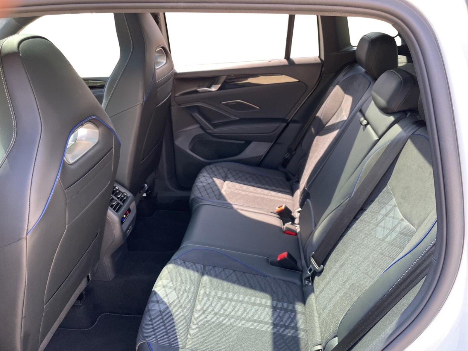 Volkswagen Tiguan – Bild 14
