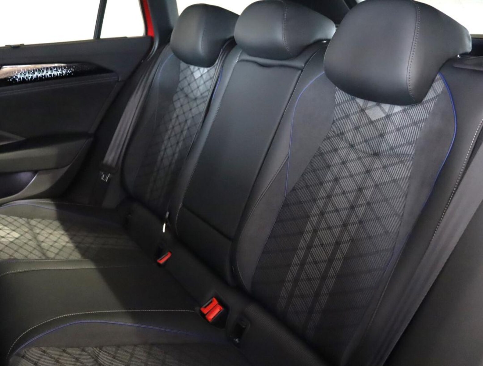 Volkswagen Passat – Bild 21