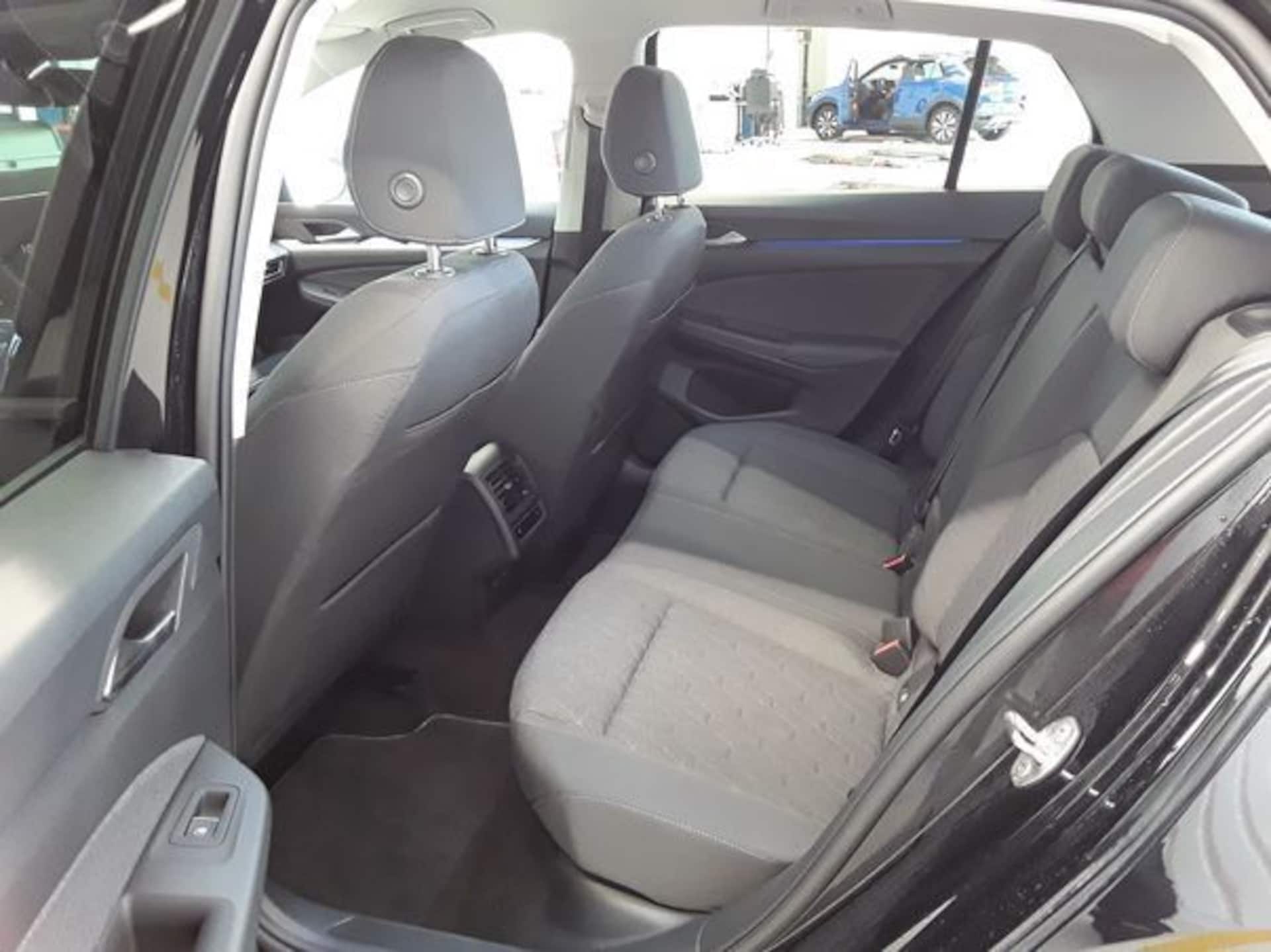 Volkswagen Golf Life