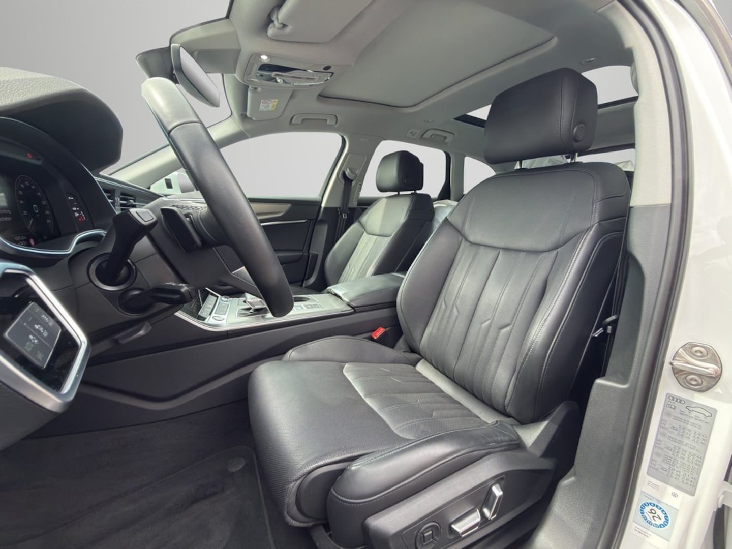 Bild über   - für weitere Informationen kontaktieren Sie den Audi Partner
