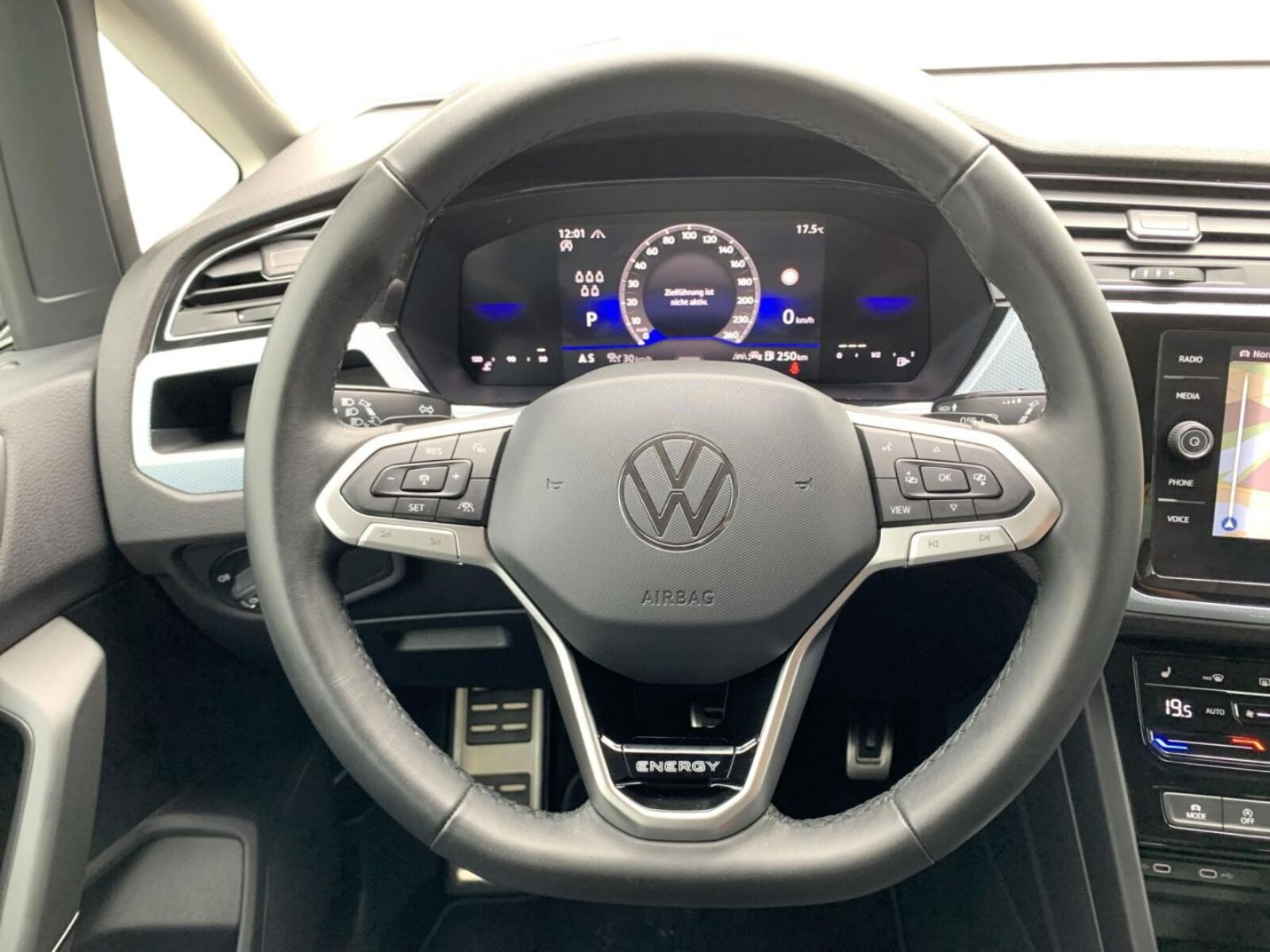 Volkswagen Touran – Bild 16