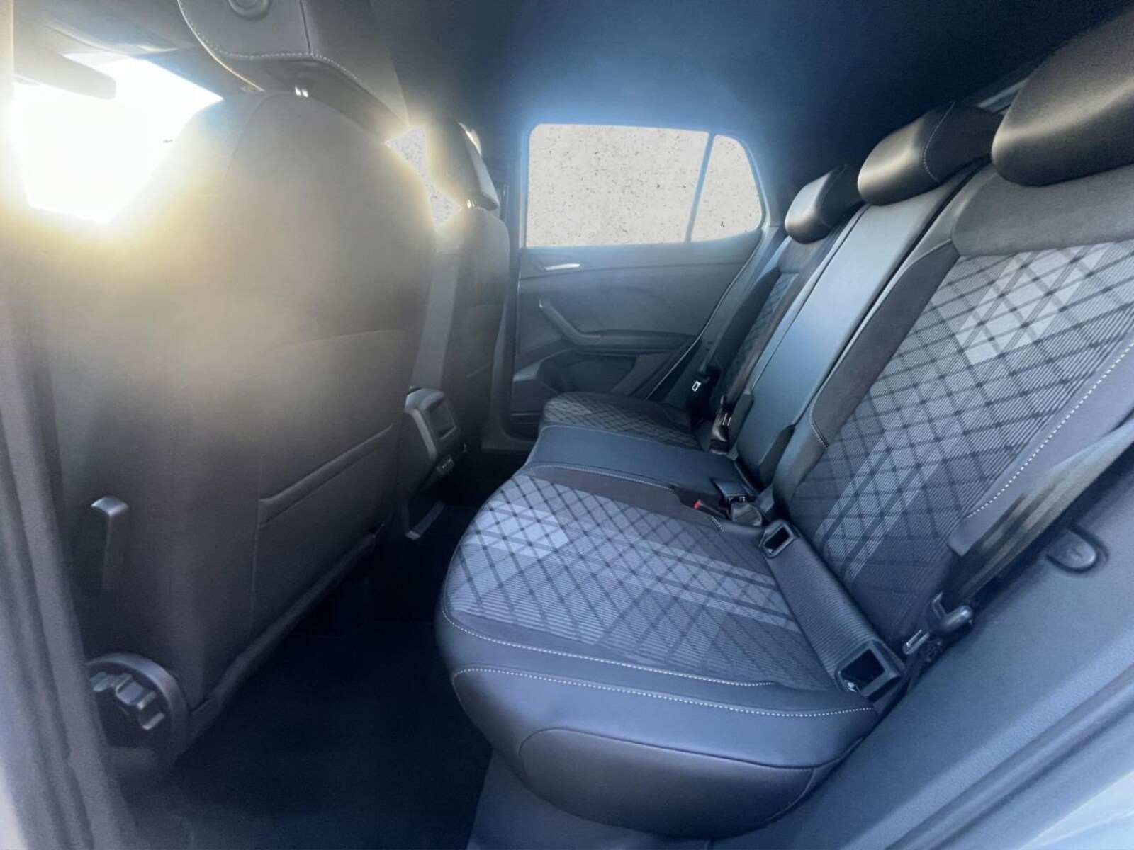Volkswagen T-Cross – Bild 12