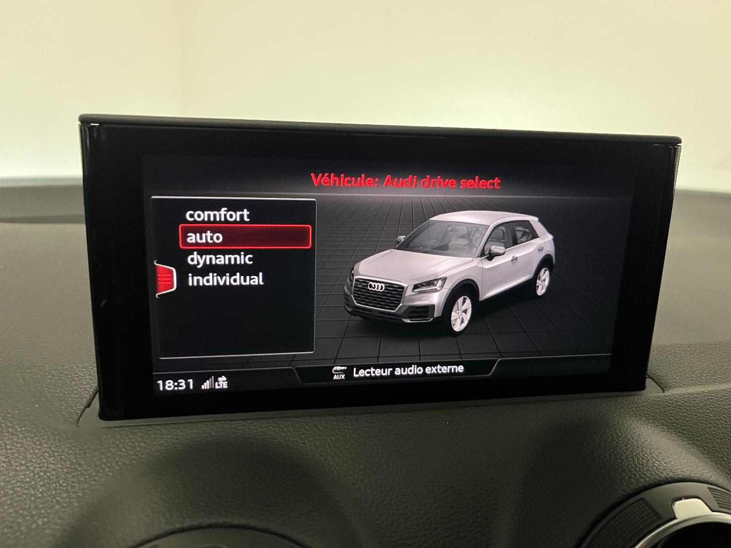 Image about Audi Q2 Business Line 30 TFSI 81 kW (110 ch) 6 vitesses