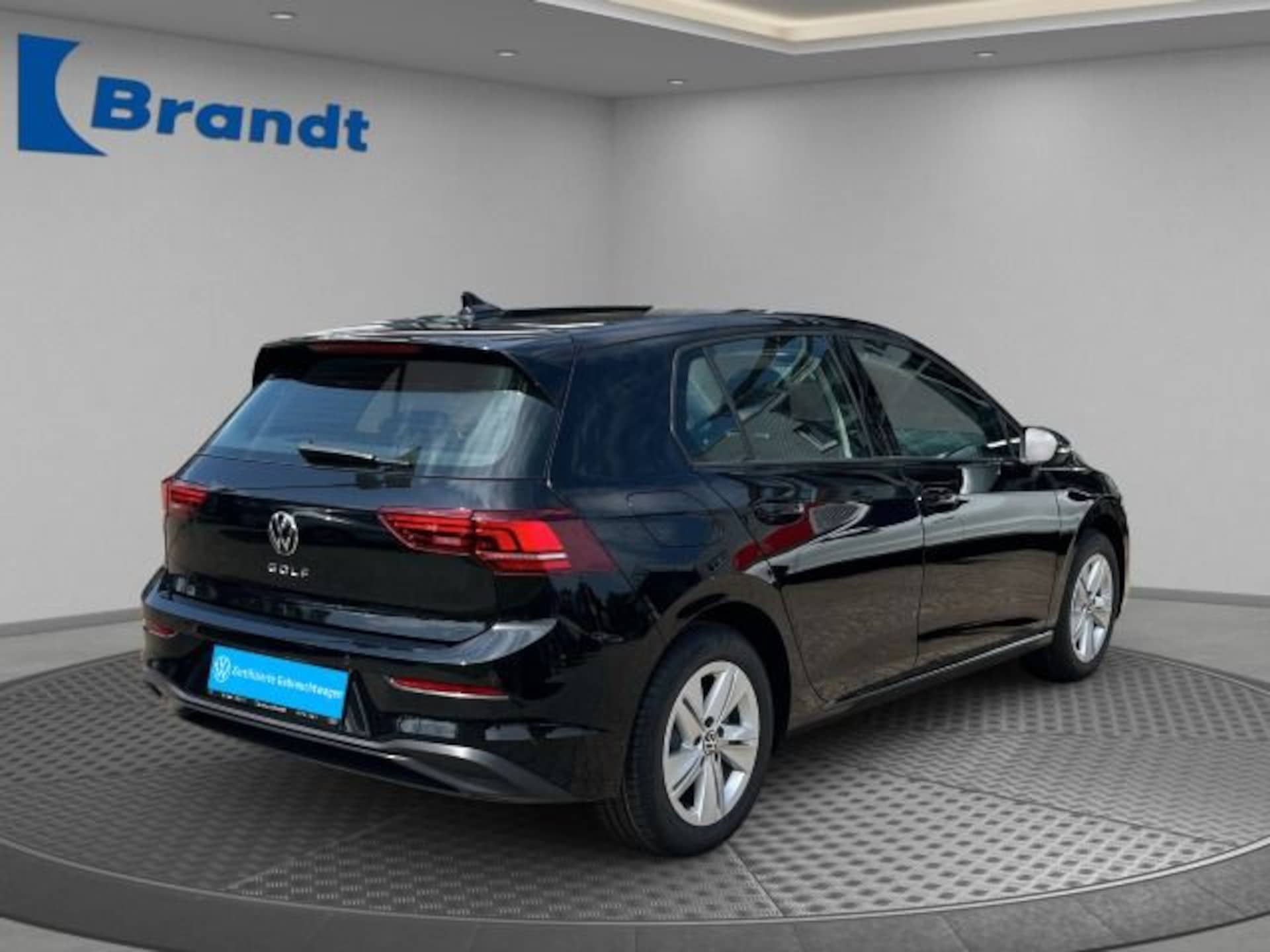Volkswagen Golf Life