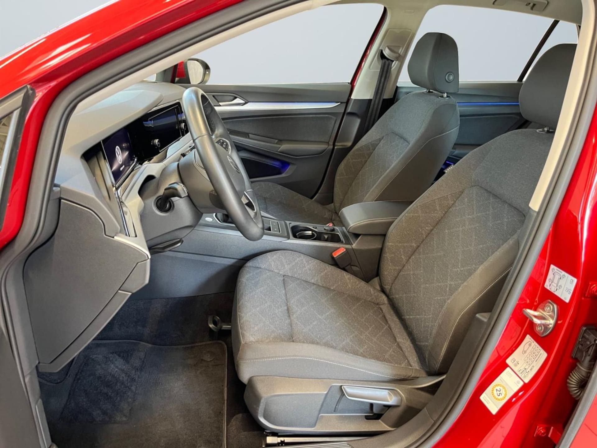 Volkswagen Golf Life