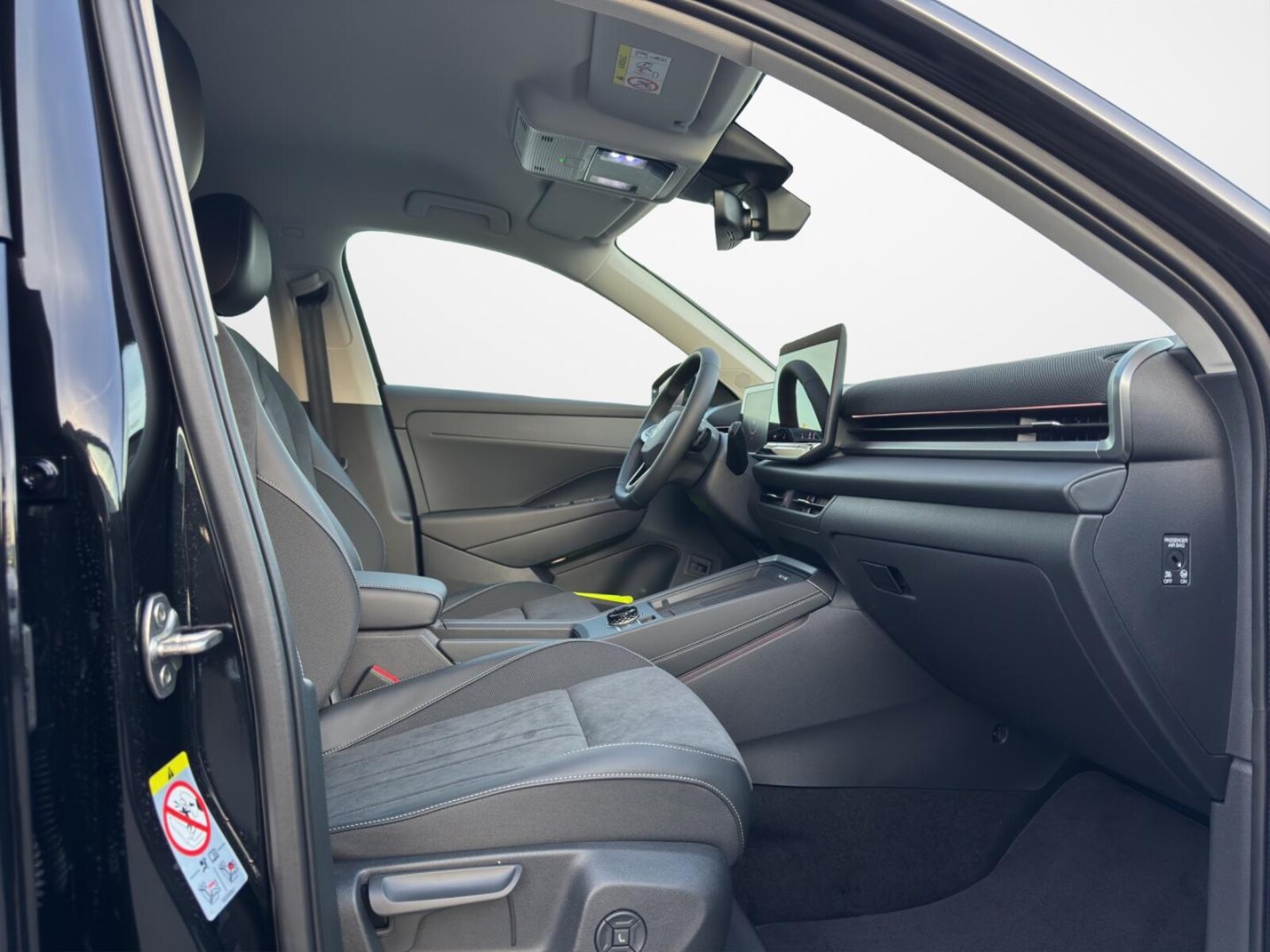 Volkswagen T-Roc – Bild 14