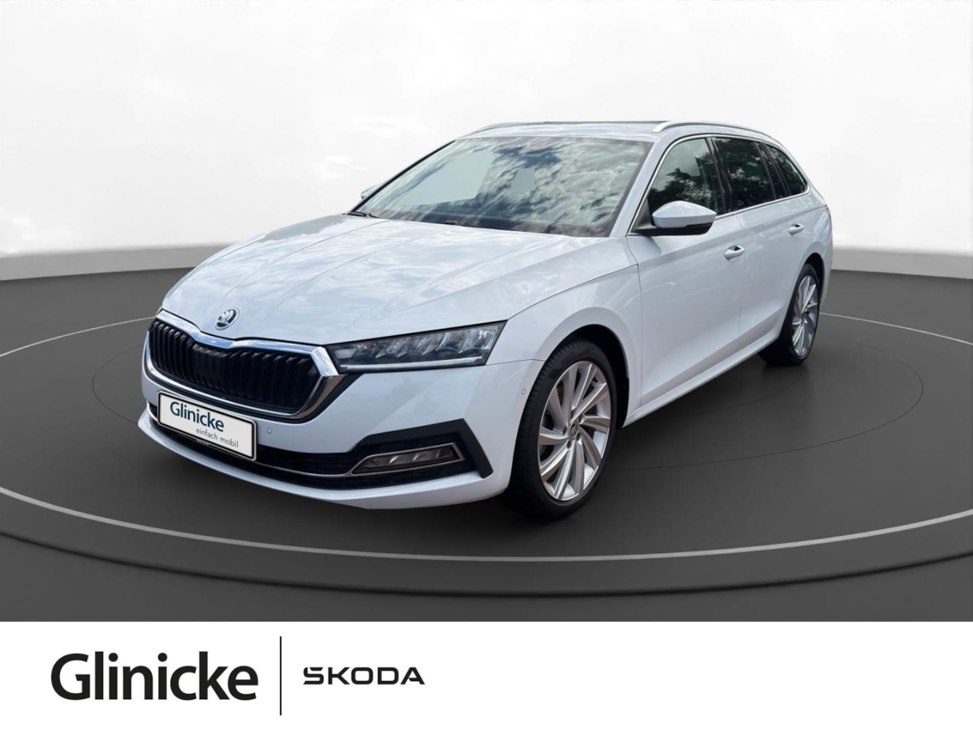 Skoda Octavia Combi — Skoda Octavia Combi Octavia Combi 2.0 TDI DSG Selection