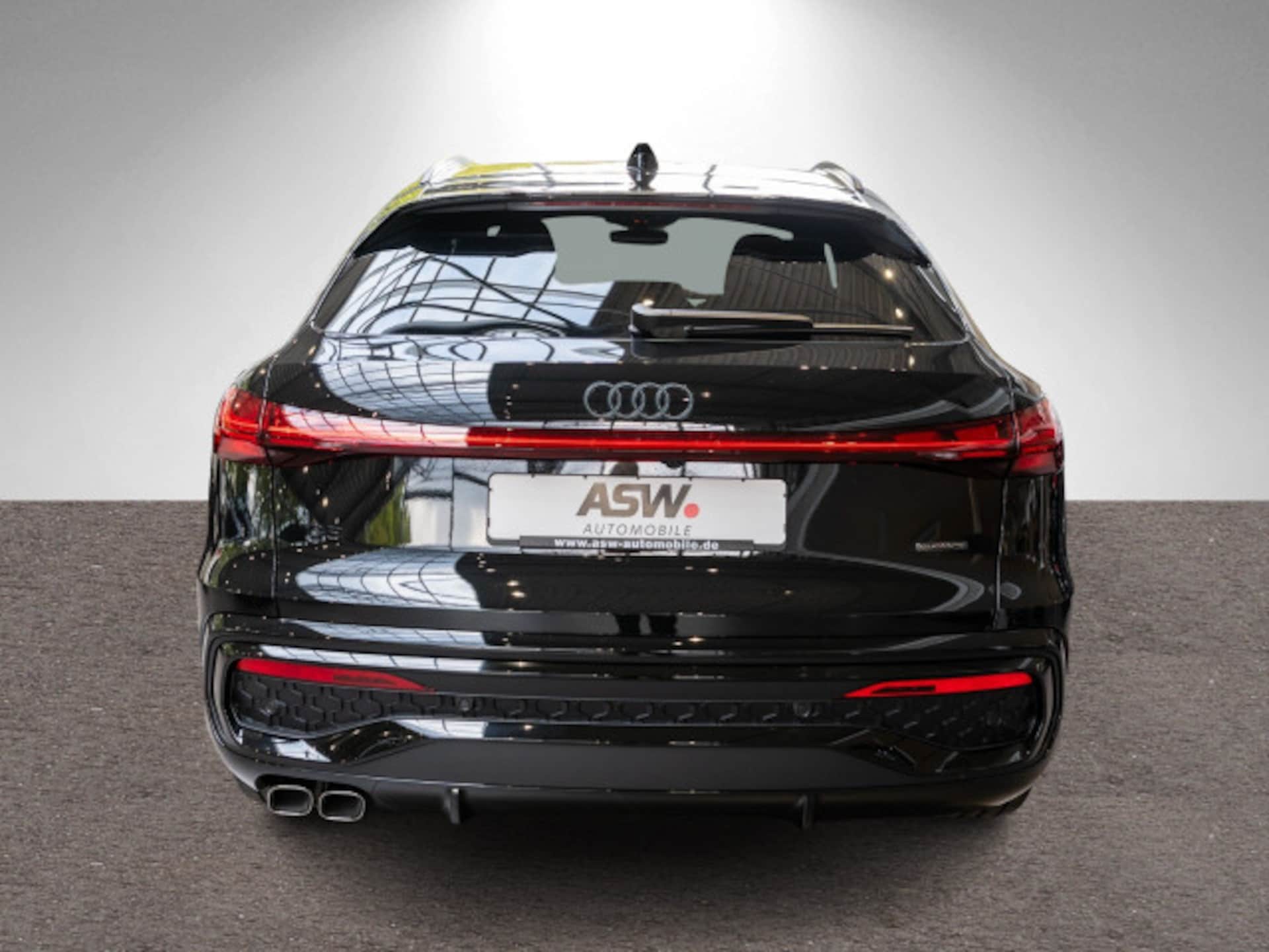 Audi Q5 Sportback edition one